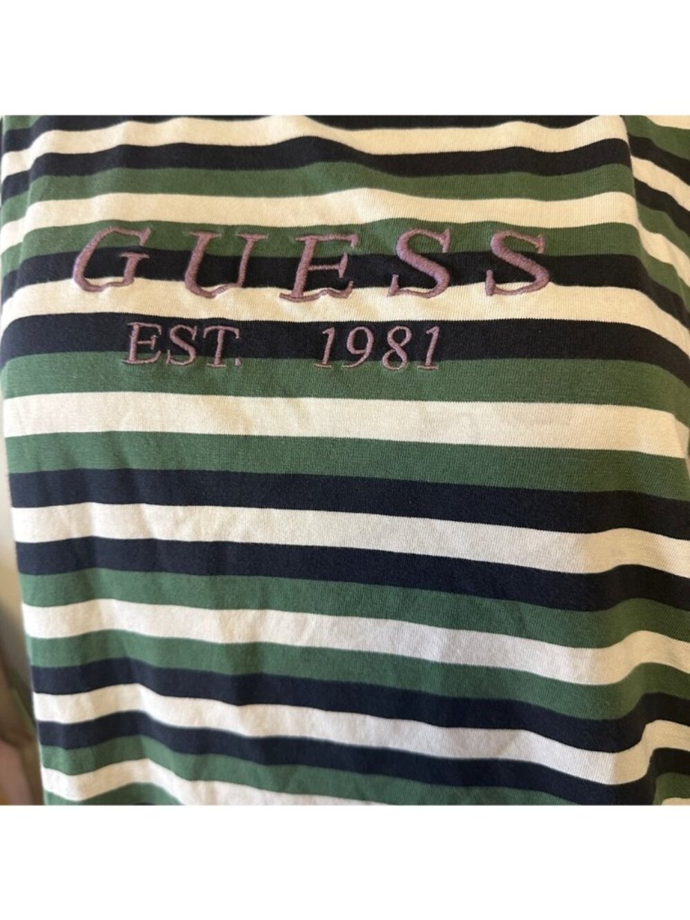 GUESS Los Angeles Original Striped Embroidered Spellout T Shirt Y2K - Picture 2 of 4